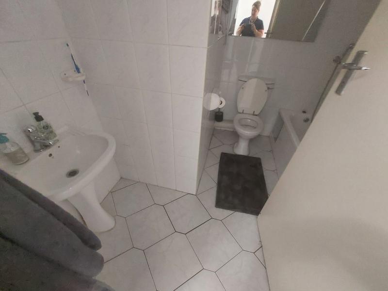 To Let 3 Bedroom Property for Rent in Vaalpark Free State